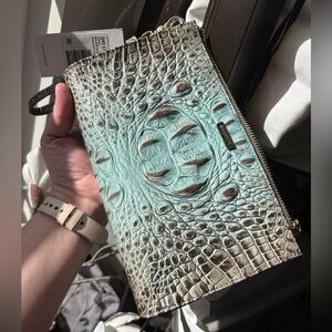 💃🏻SALE‼️ 🩵🤎NWT BRAHMIN BLUEBELL OMBRÉ MELBOURNE DAISY WRISTLET 🤎🩵